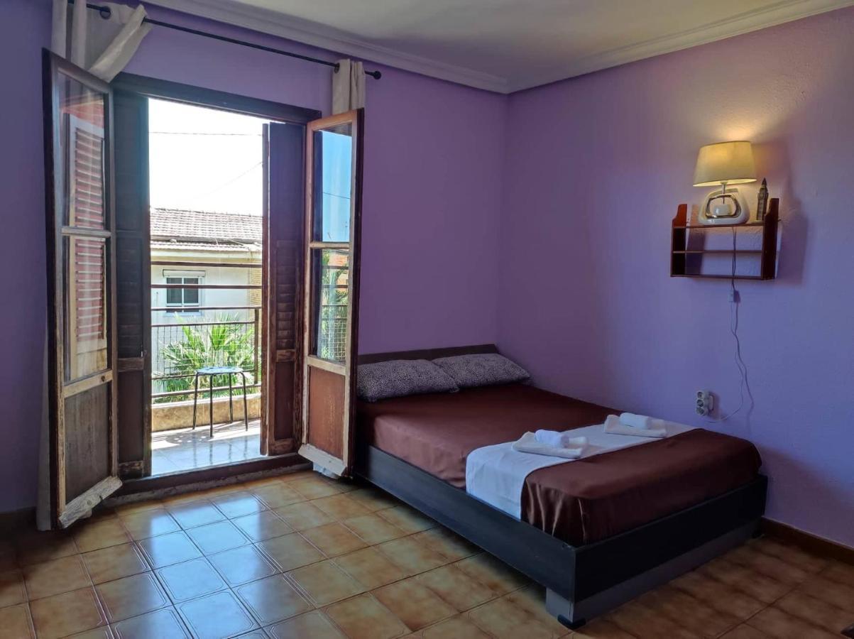 La Habitacion Del Piso Room In The Apartment アリカンテ エクステリア 写真